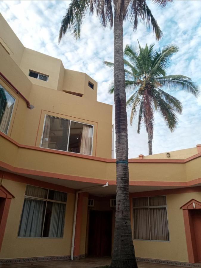 Hotel Palmeras Galapagos Puerto Ayora  Exterior foto