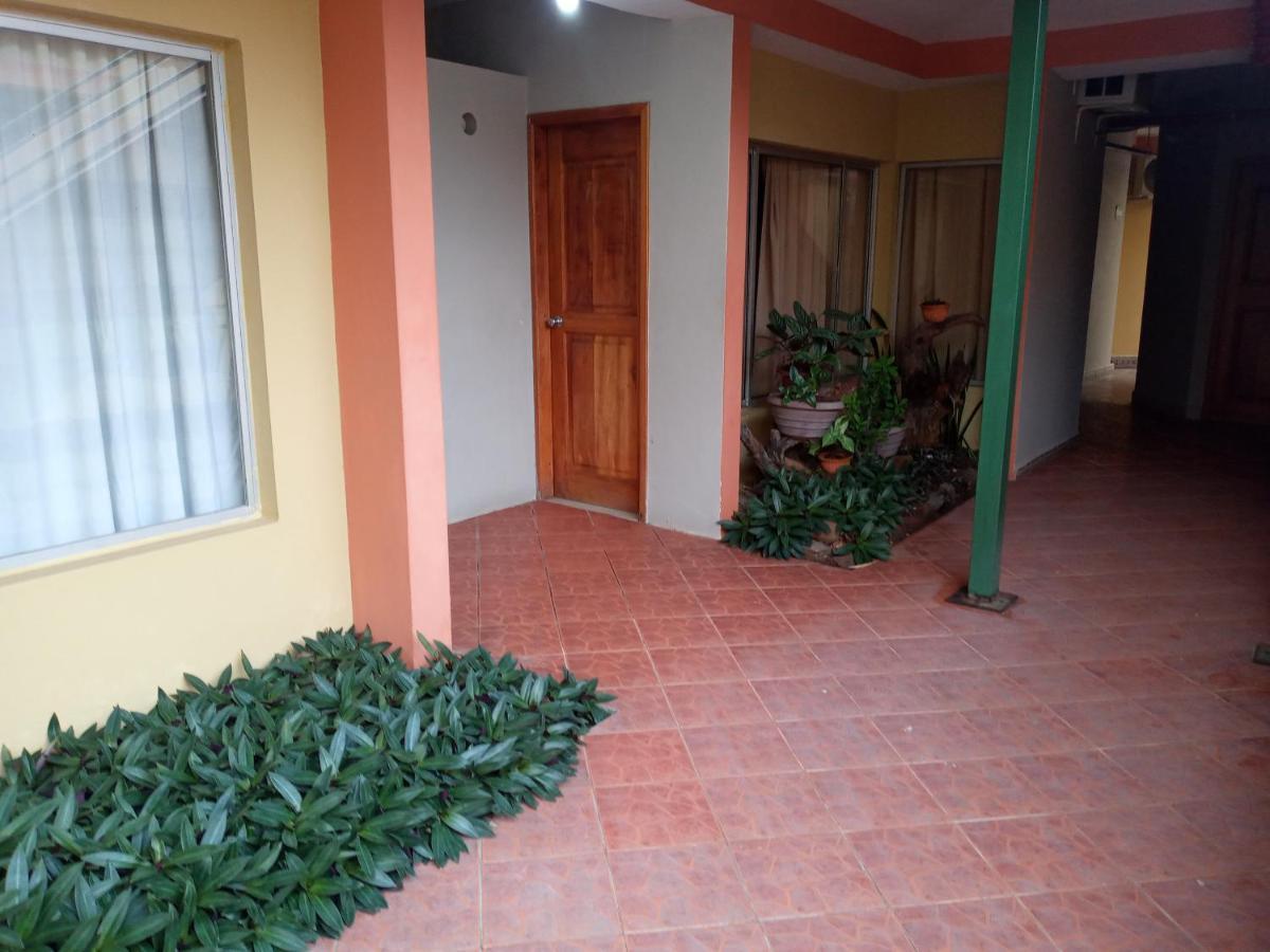 Hotel Palmeras Galapagos Puerto Ayora  Exterior foto